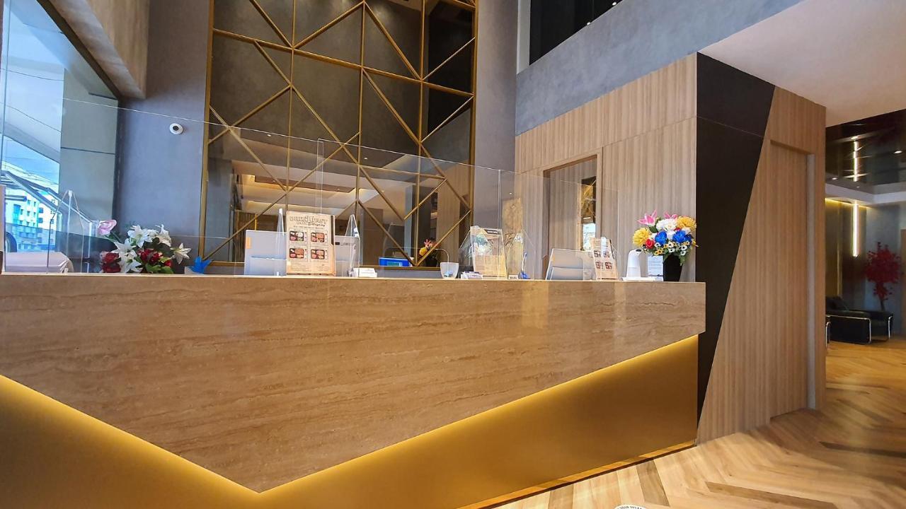 Classie Hotel Palembang Eksteriør billede